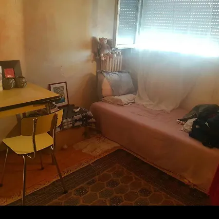 Quarto em Acomodações Particulares Un Cocon Aux Portes De Paris *